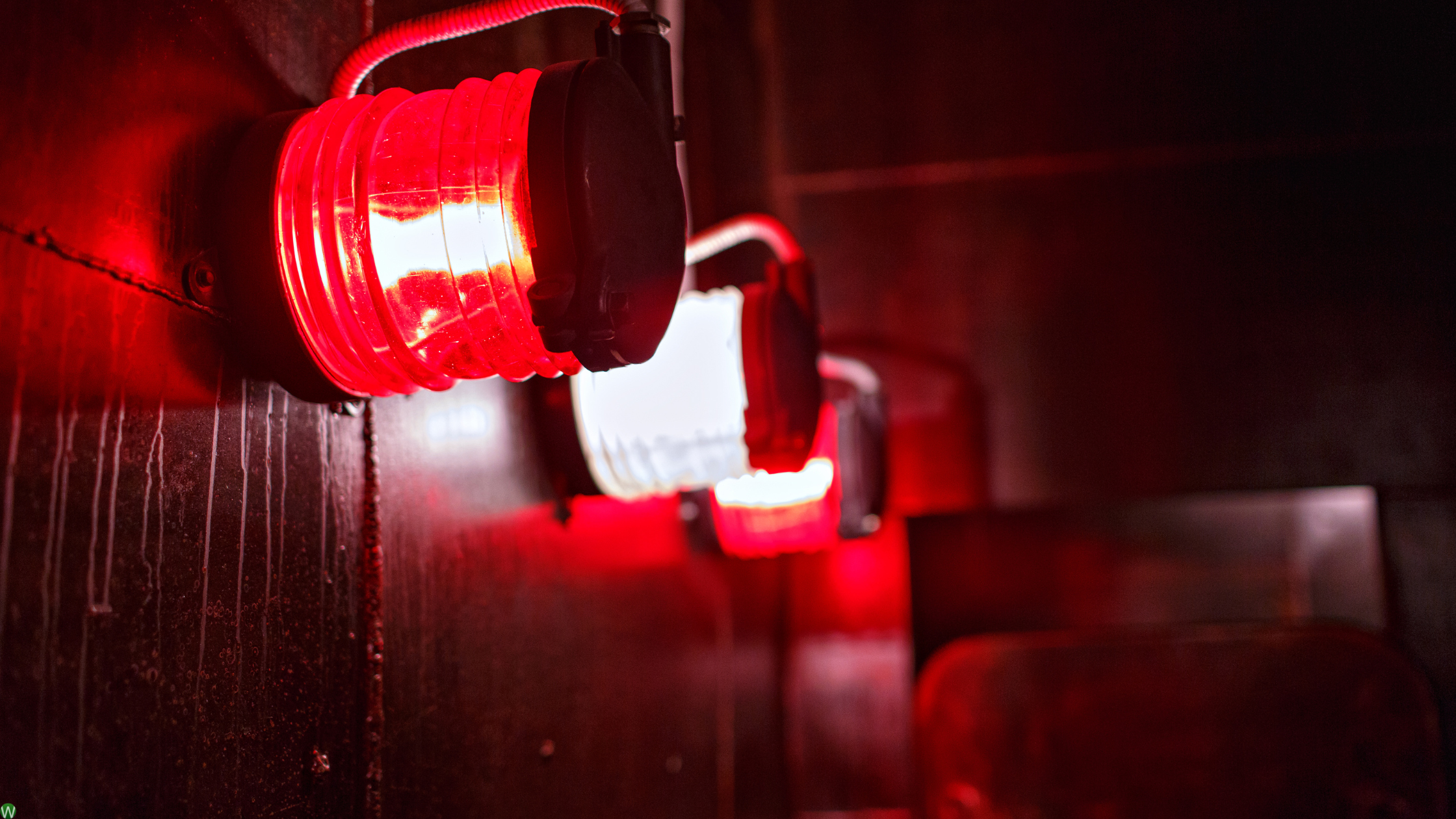 Red Light, Red Alert: Common Hazard Perception Test Mistakes (and How to Avoid Them)